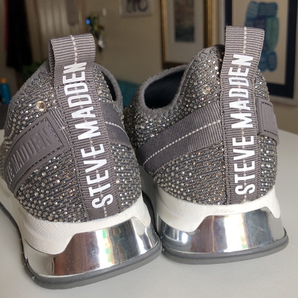 Steve Madden Sequined Slip On Sneakers - Picture 2 of 6